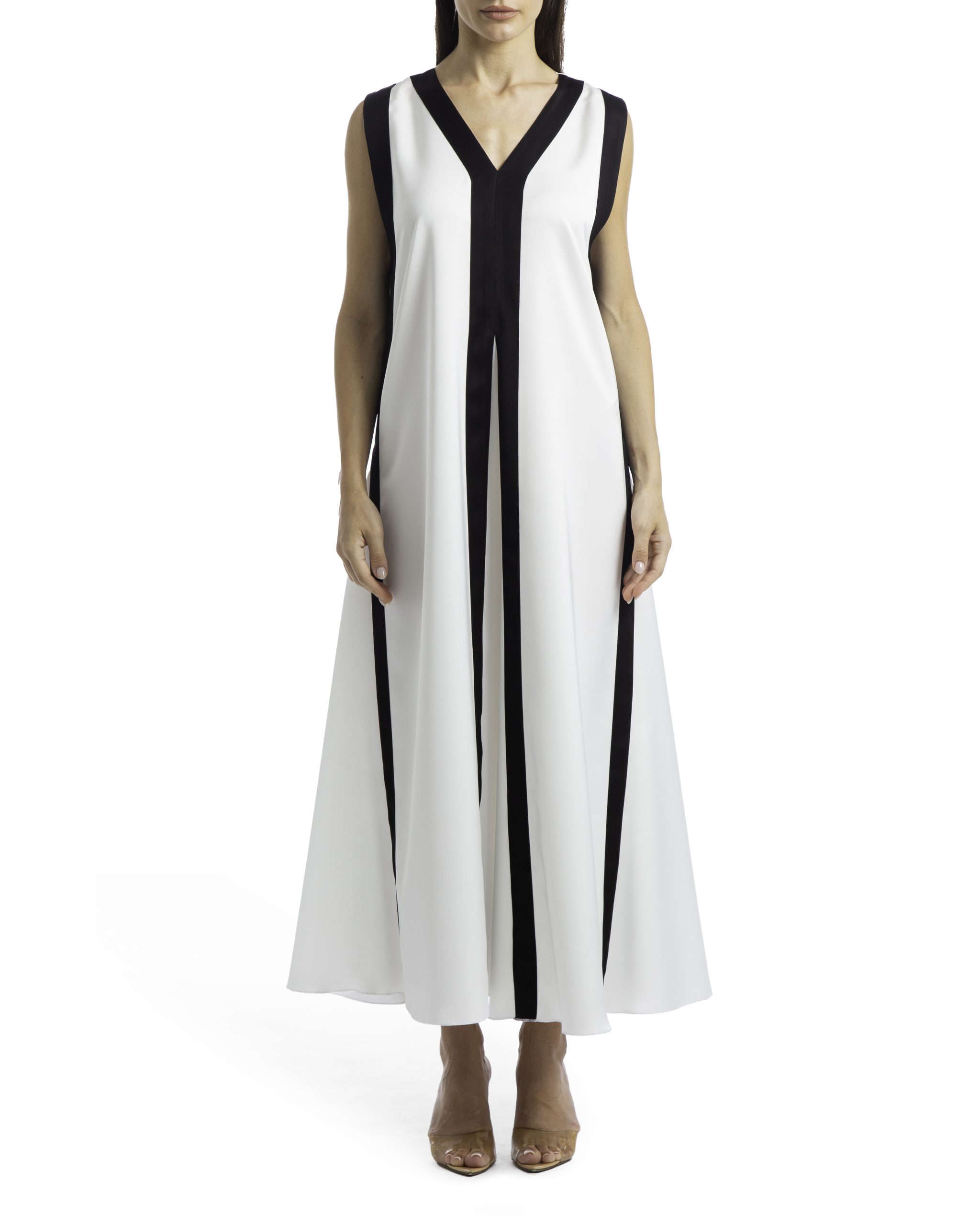 THE PERECT SUMMER DRESS | WHITE & BLACK - الصورة 4
