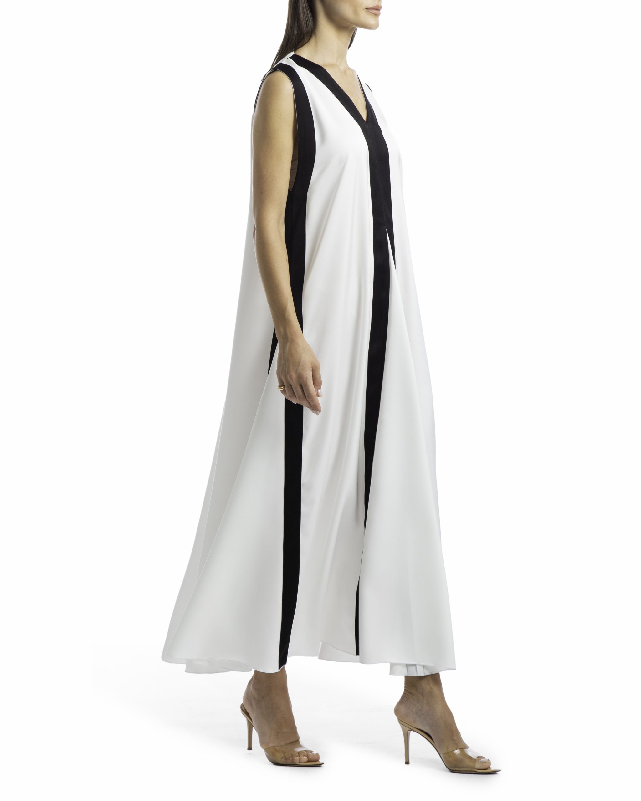 THE PERECT SUMMER DRESS | WHITE & BLACK