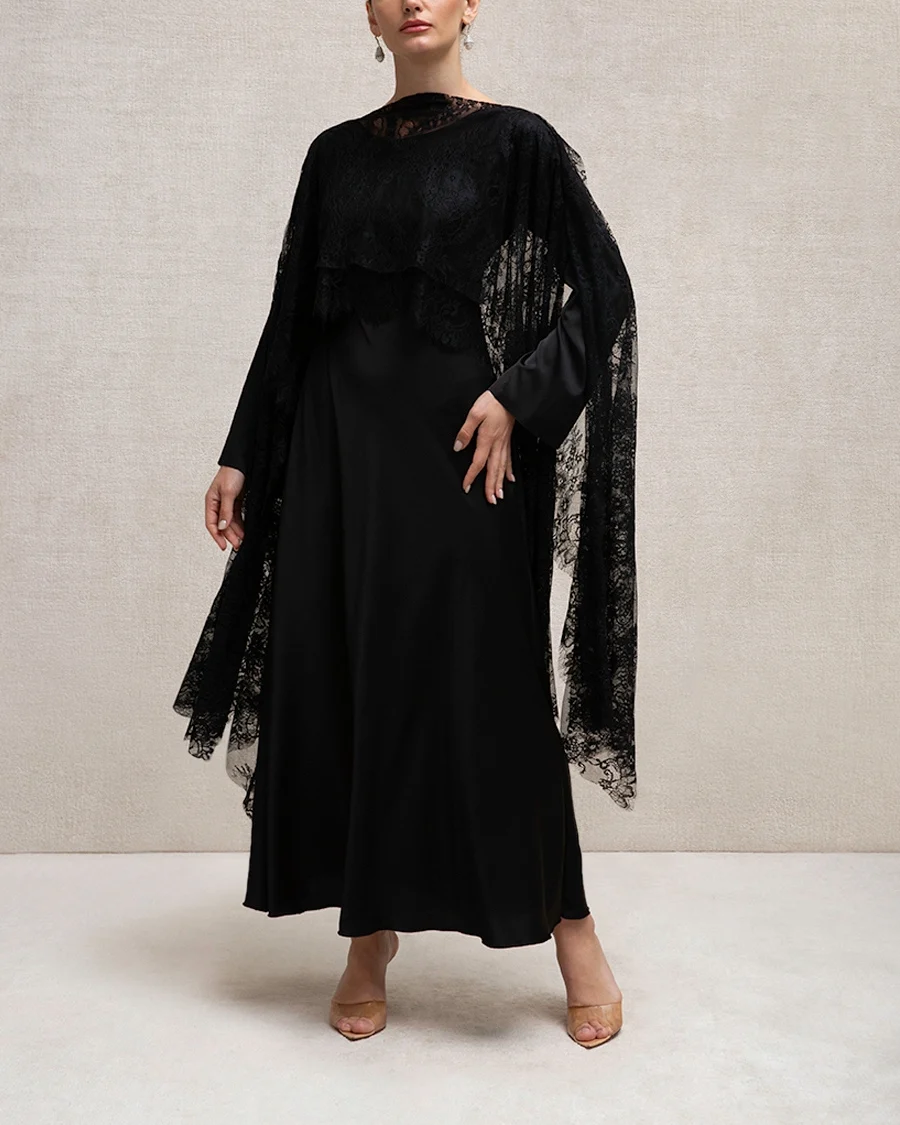 THE DONTELLA IN BLACK