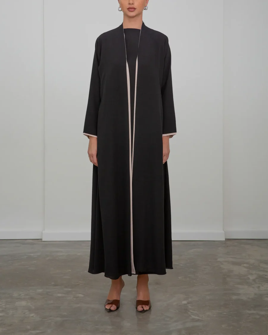 THE MONOCHROME IN BLACK & BEIGE - Image 3