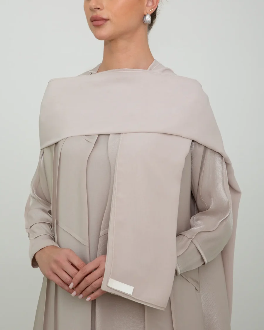 THE WINDOWS IN BEIGE - Image 6
