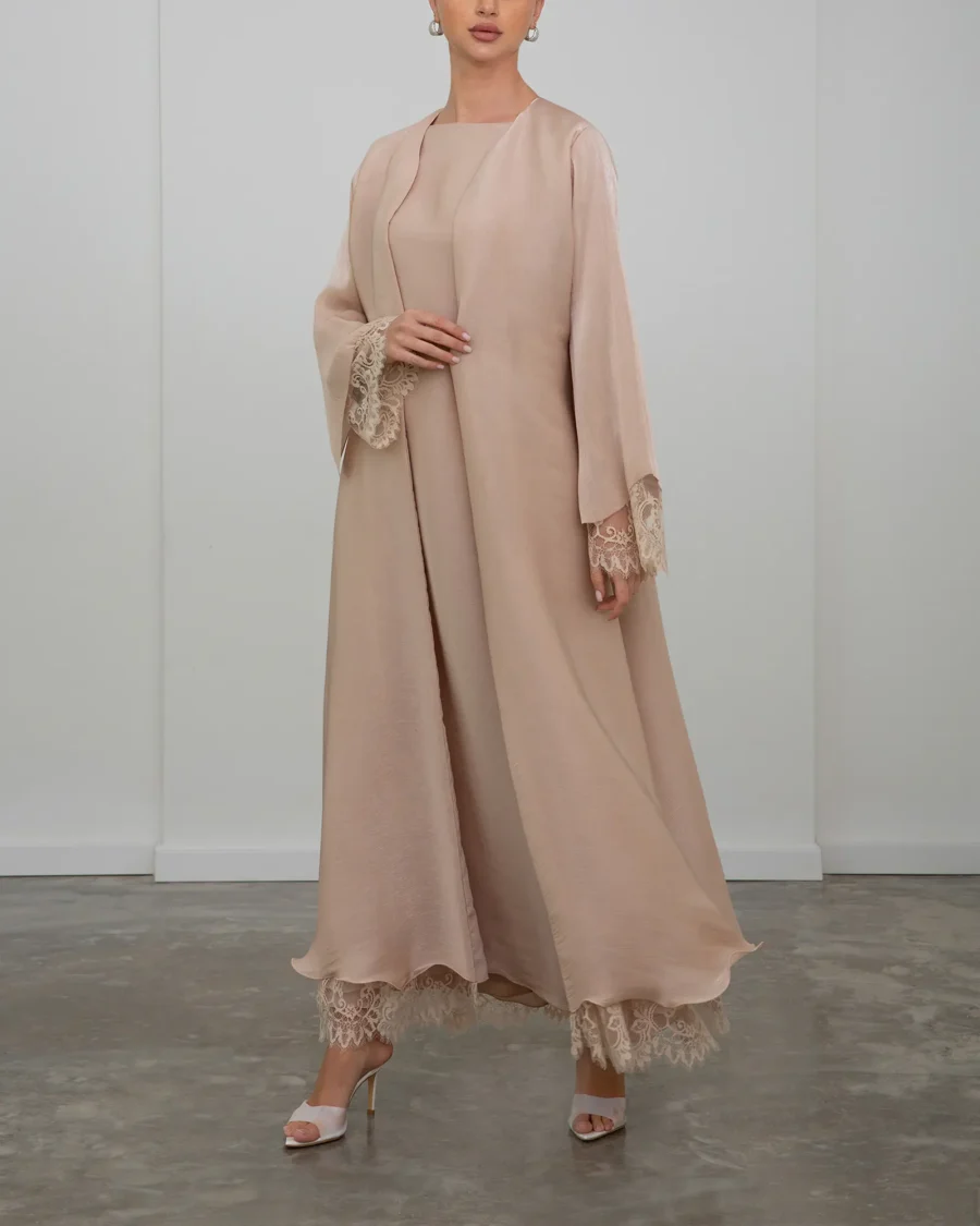 THE DONTELLA IN BEIGE