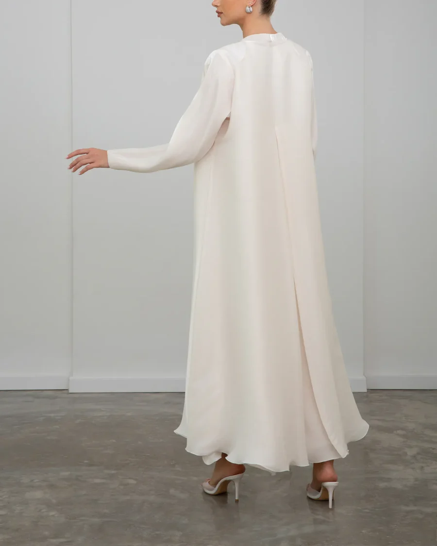 THE MARR IN WHITE - Image 4