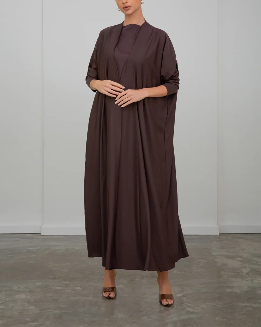 THE  GLOSSY IN BROWN