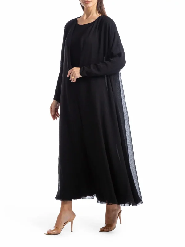 THE CRUSHED ABAYA