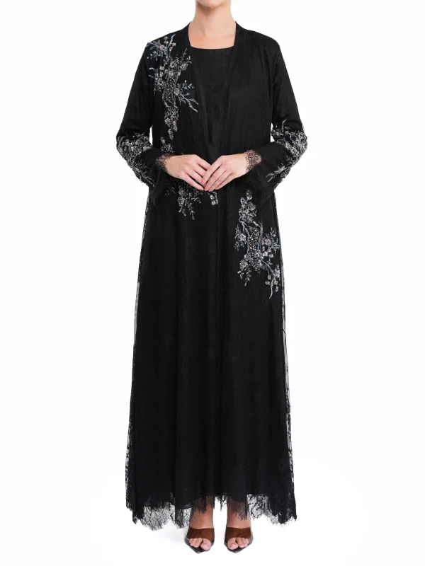 THE MYTH IN ROYAL BLACK