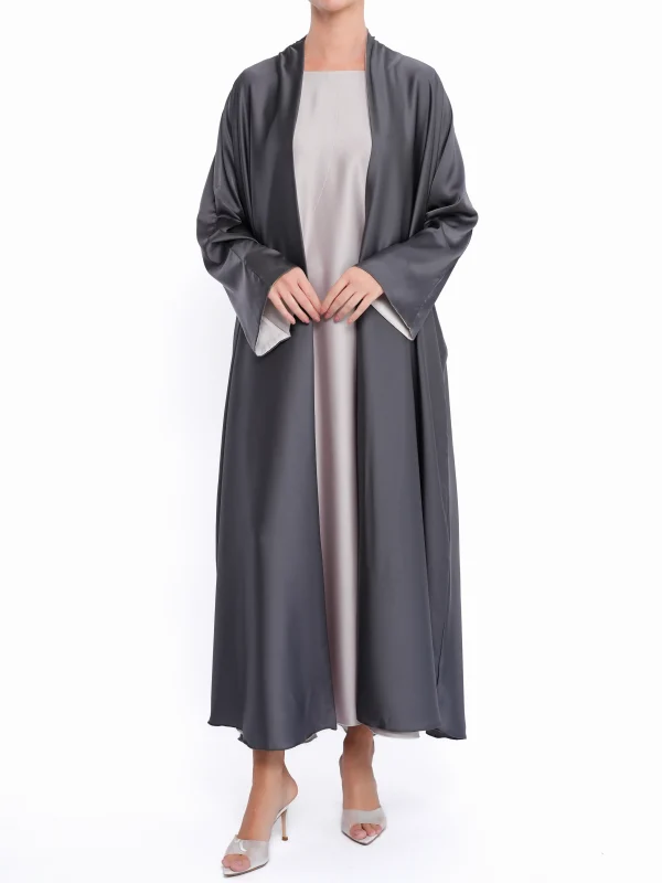 THE MOONSTONE IN MAUVE & IVORY